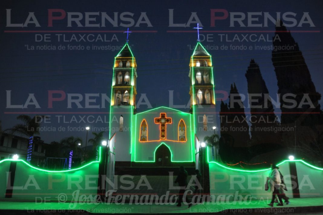 Casas Iluminadas Y Nacimientos Espectaculares La Tradición Navideña En