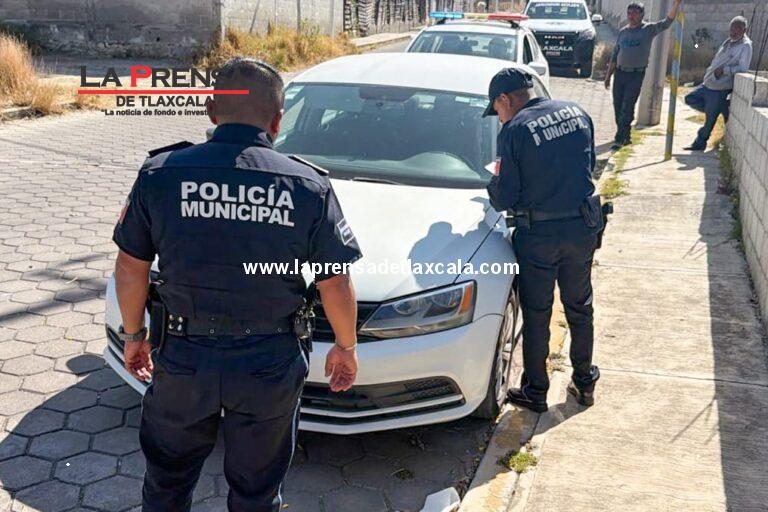 Acción oportuna de la policía municipal de Tlaxcala permite recuperar vehículo con reporte de robo.