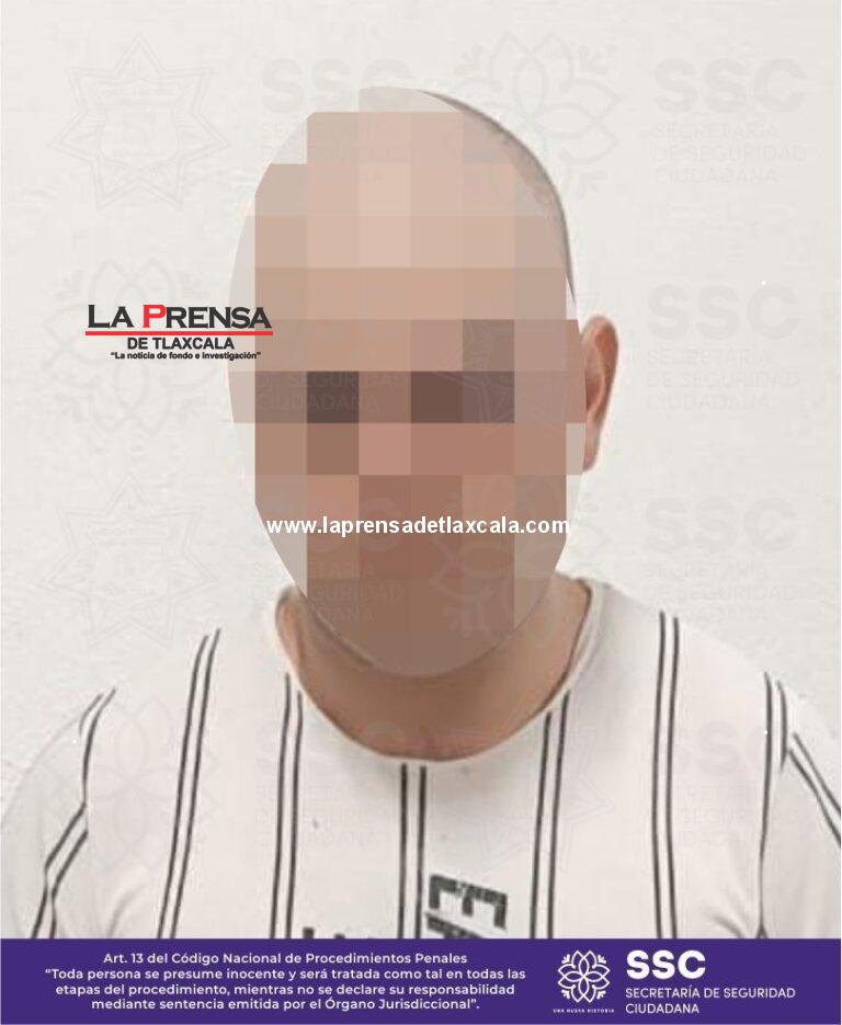 Detienen a sujeto por narcomenude0 en San Pablo del Monte: aseguran drog4 y moto con reporte de robo.