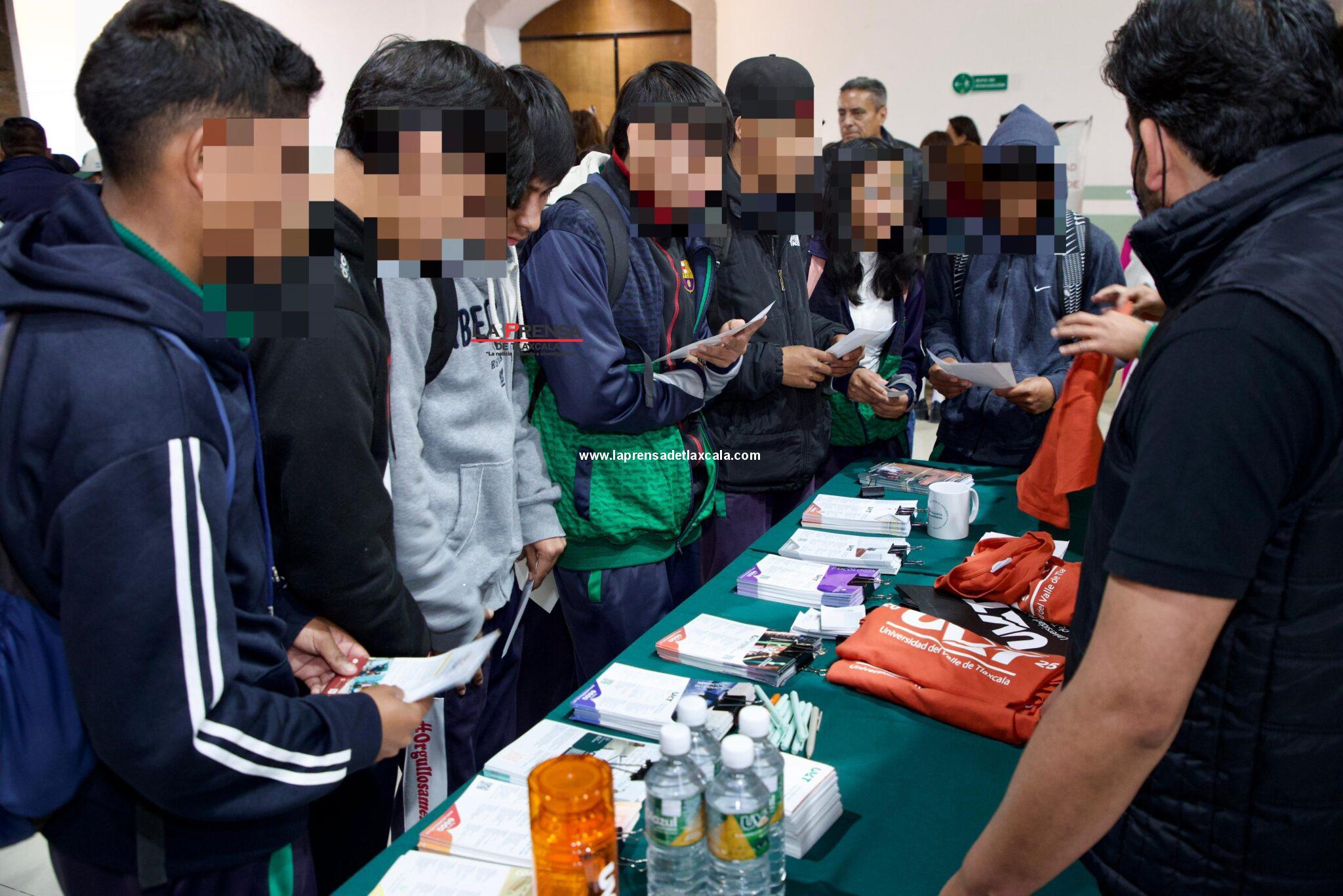 Más de 300 estudiantes participaron en la feria educativa Huamantla 2026.