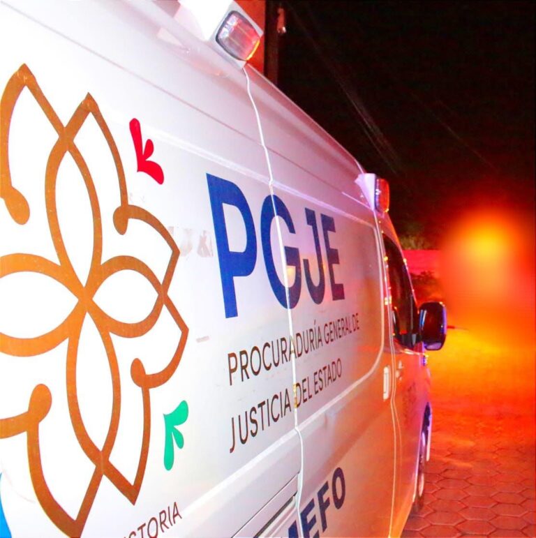 Un muerto y heridos deja choque frontal en Españita