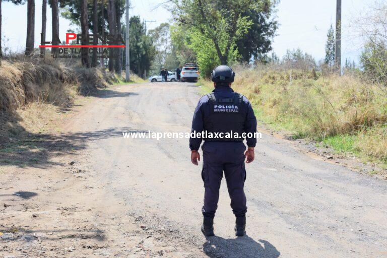 Localizan a hombre sin vida y con huellas de violencia en Santa Anita Huiloac.