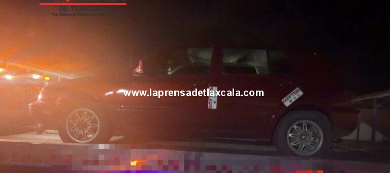 Aseguran Policía de Apizaco y Marina vehículo con reporte de robo y detienen a un masculino.