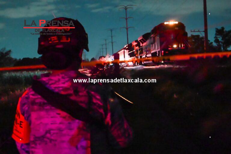 Hombre muere arrollado y mutilado de las piernas por el tren en Teolocholco.