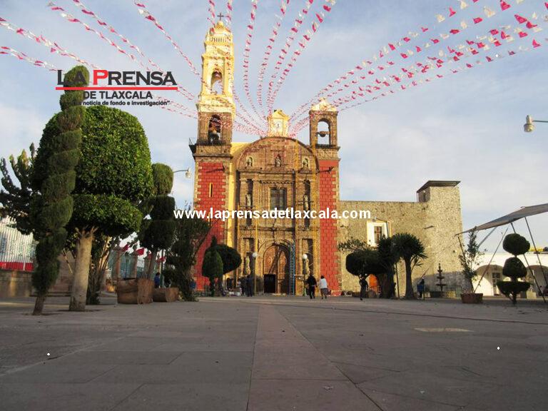 Muere sacerdote tras desvanecerse dentro de una iglesia en Zacatelco