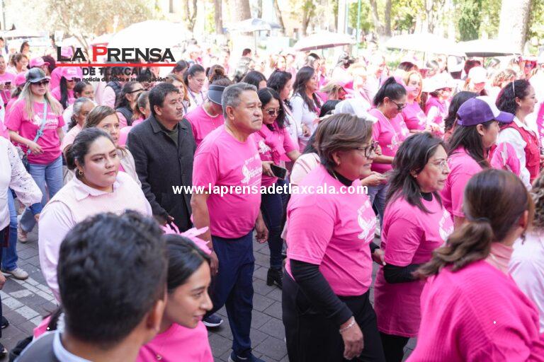Acompaña Carlos López Suárez la quinta caminata rosa para fortalecer la prevención del cáncer de mama.